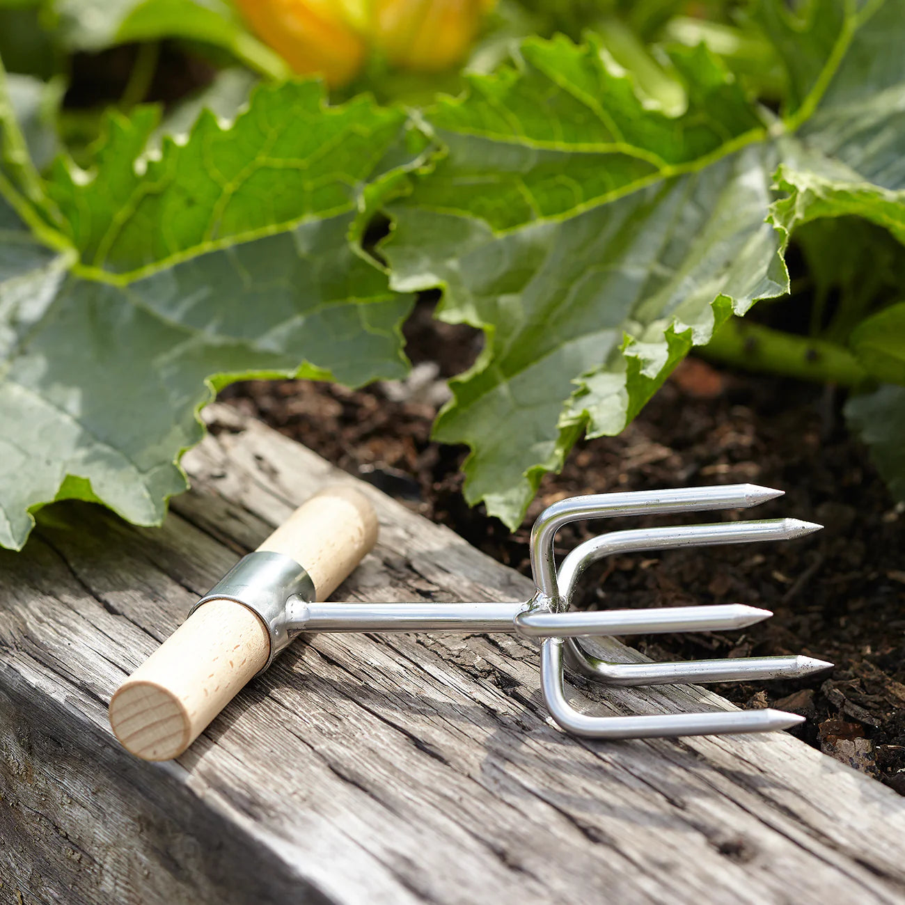 Twist Culitvator Garden Hand Tool