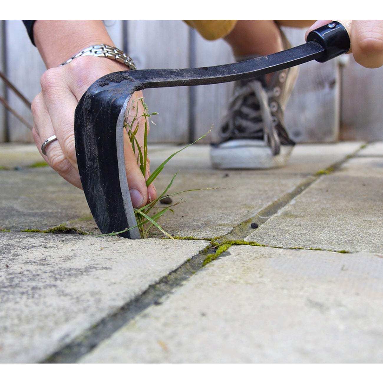 Patio Weeding with the Left-Handed Razor Hoe