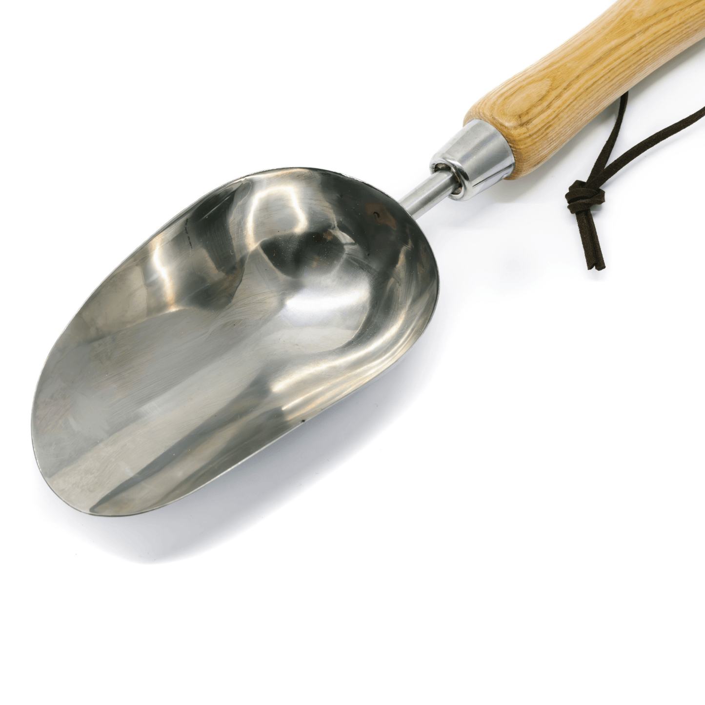 Potting Scoop with deep, rounded blade.