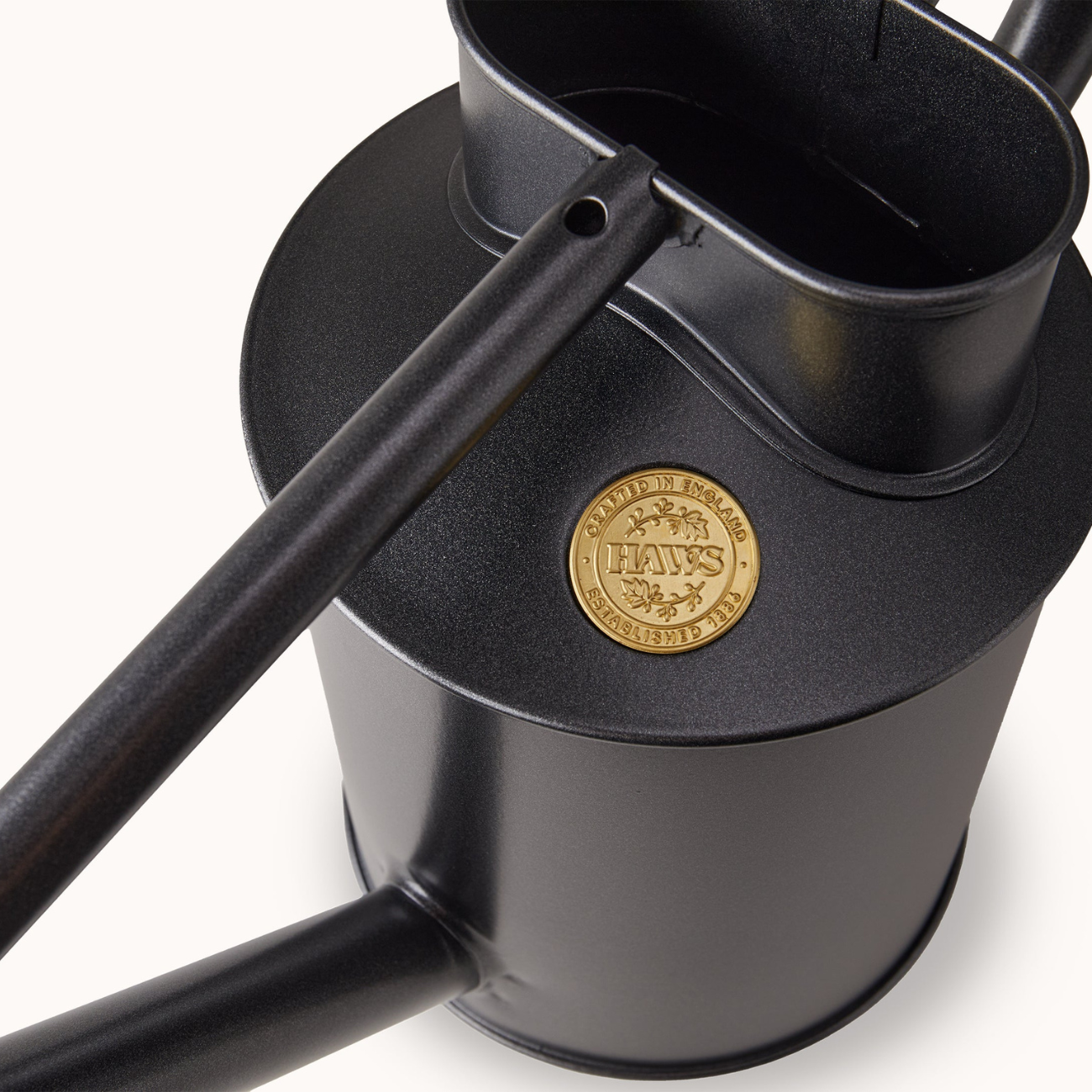 Haws Medallion on Graphite Bearwood Brook Watering Can