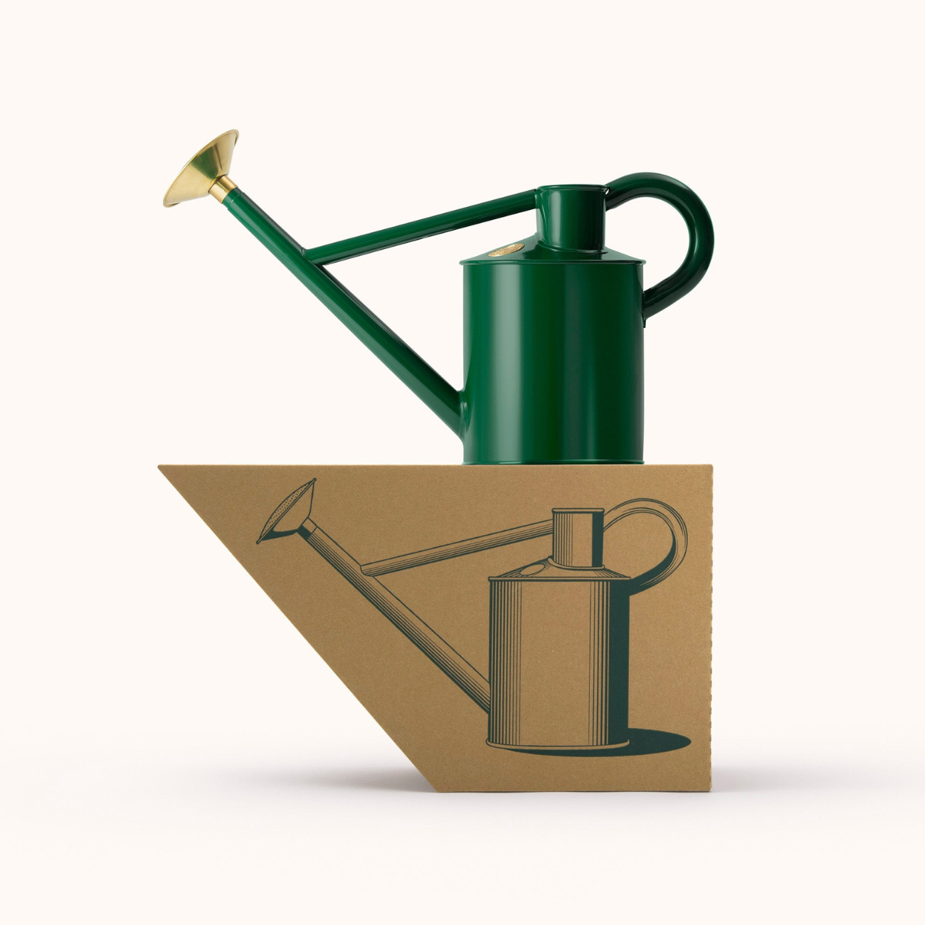Presented in a beautiful box, this Haws Bearwood Brook watering can makes a fine gift.
