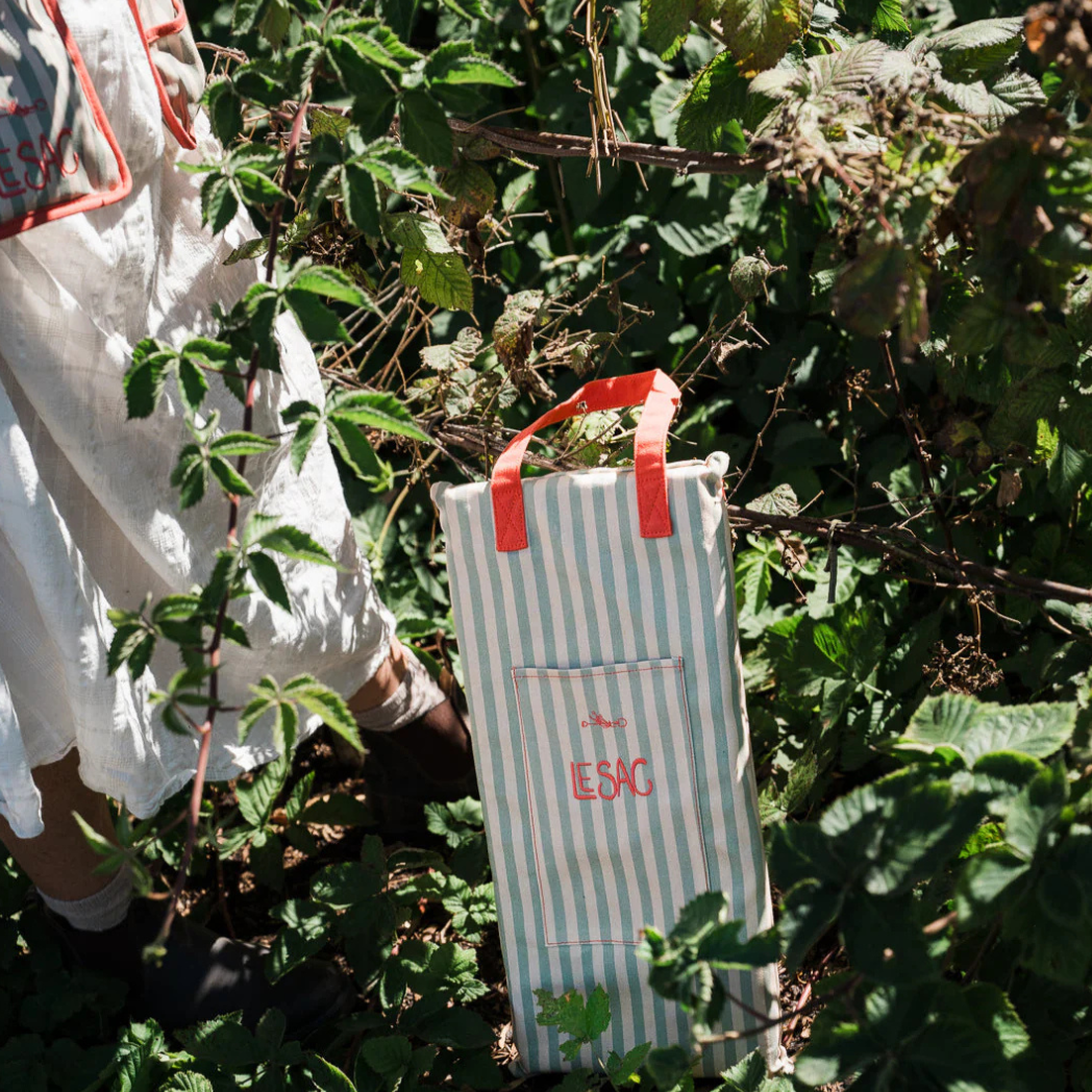 Le Sac Garden Kneeler in Ruby Saltbush & Eucalyptus