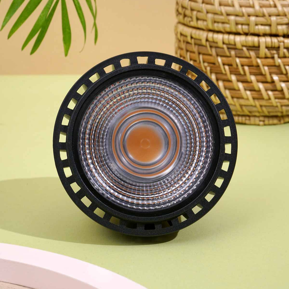 Vita LED Grow Light Black Front
