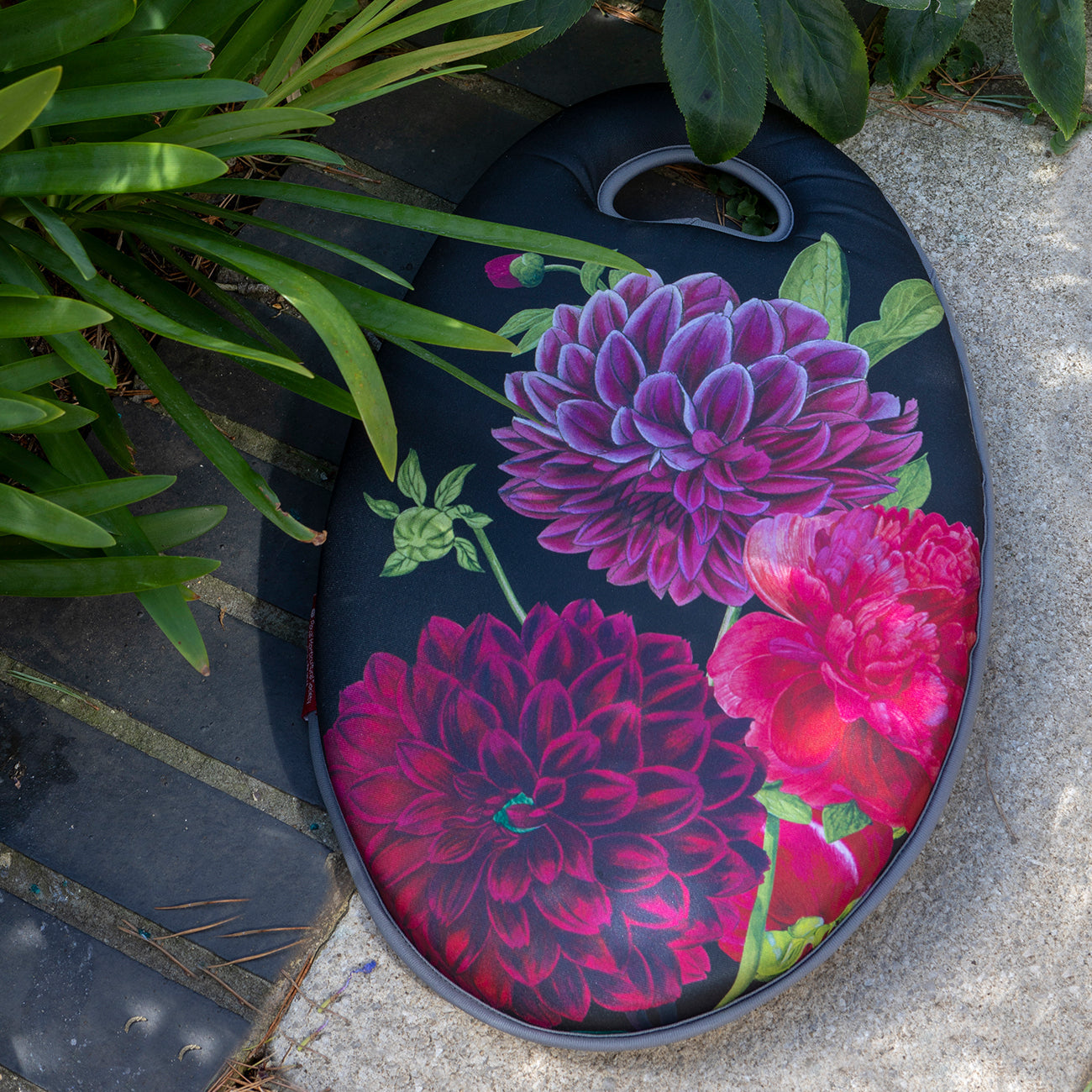 British Bloom Garden Kneeler to protect your knees.