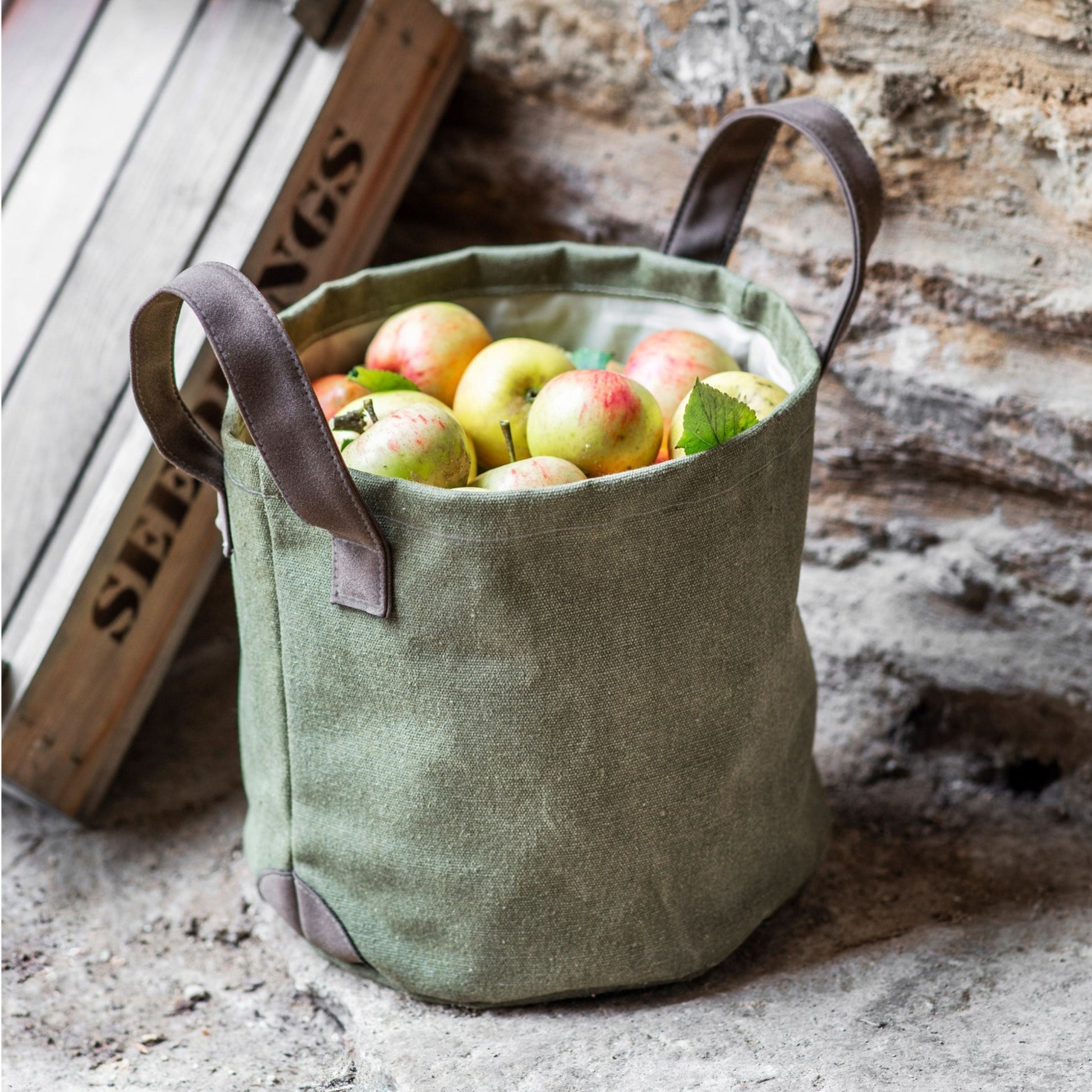 Garden Trading Canvas Garden Storage Bag with Apples