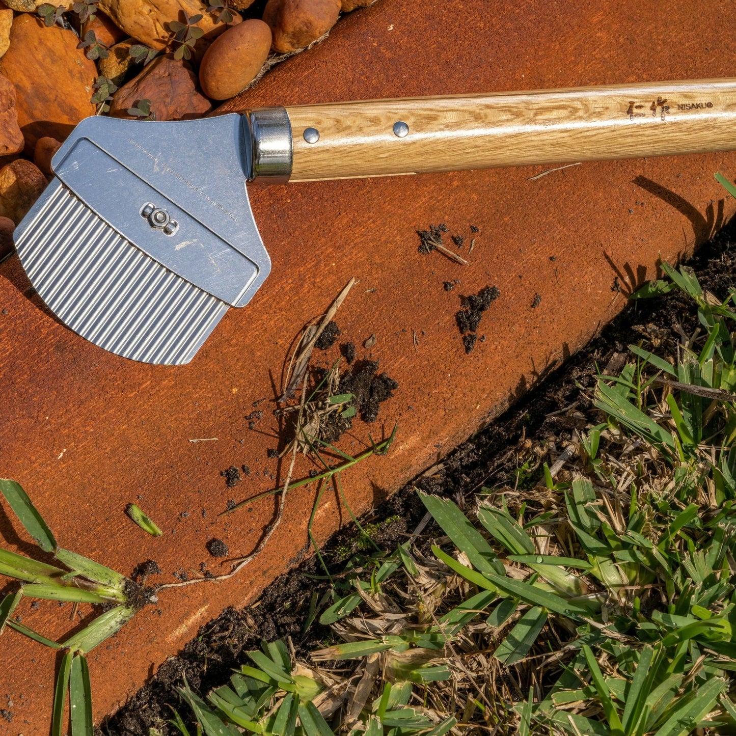 Japanese Weeder & Scraper Pro