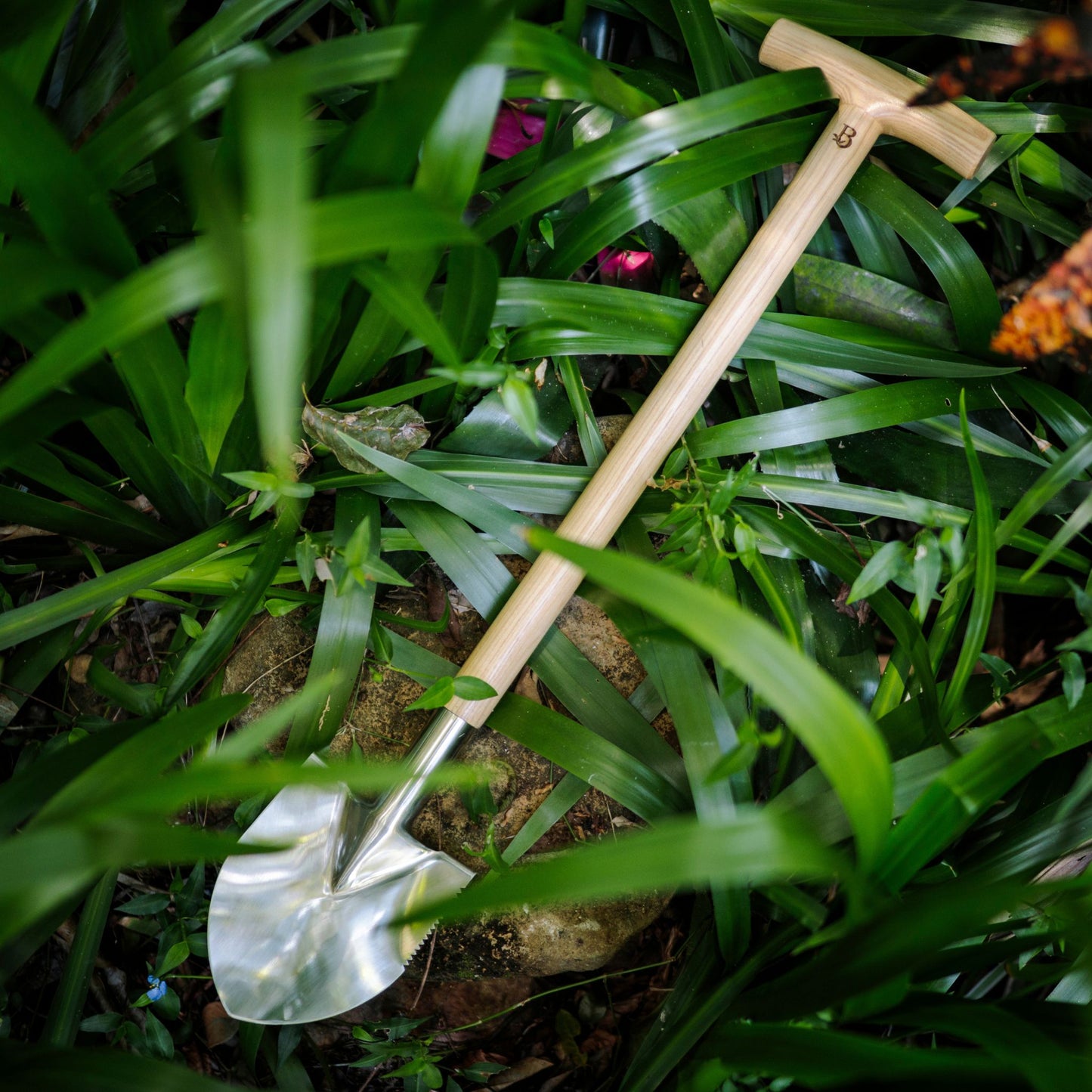 Backyard Botanist's 'Get Growing' Mini Garden Spade