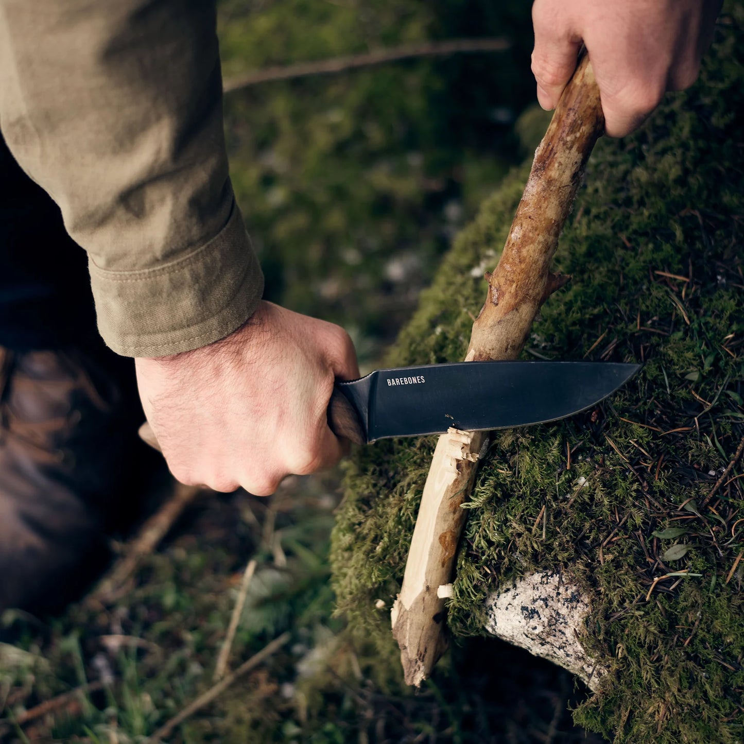 Barebones No.6 Field Knife Wood Carving