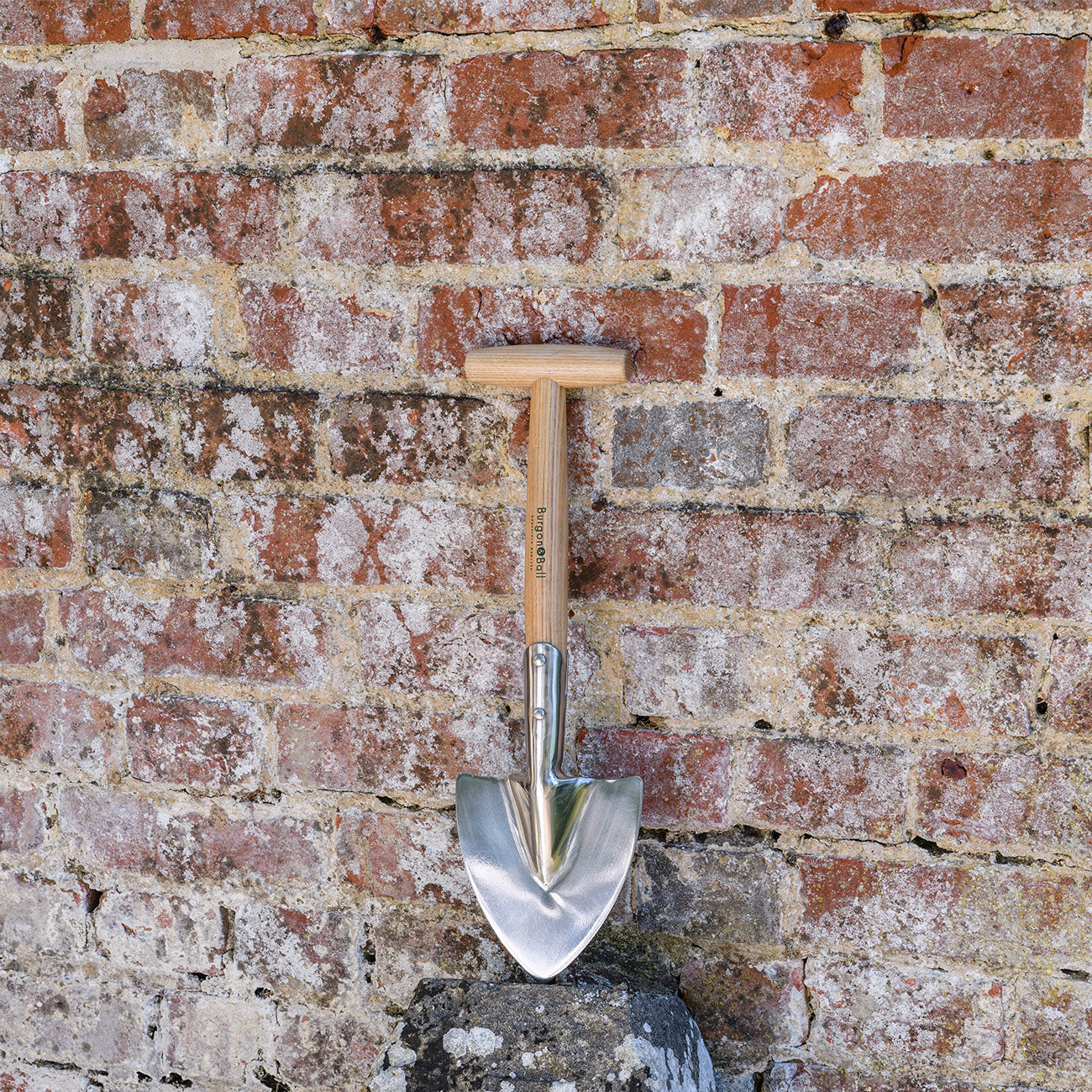 Short Handled Perennial Spade