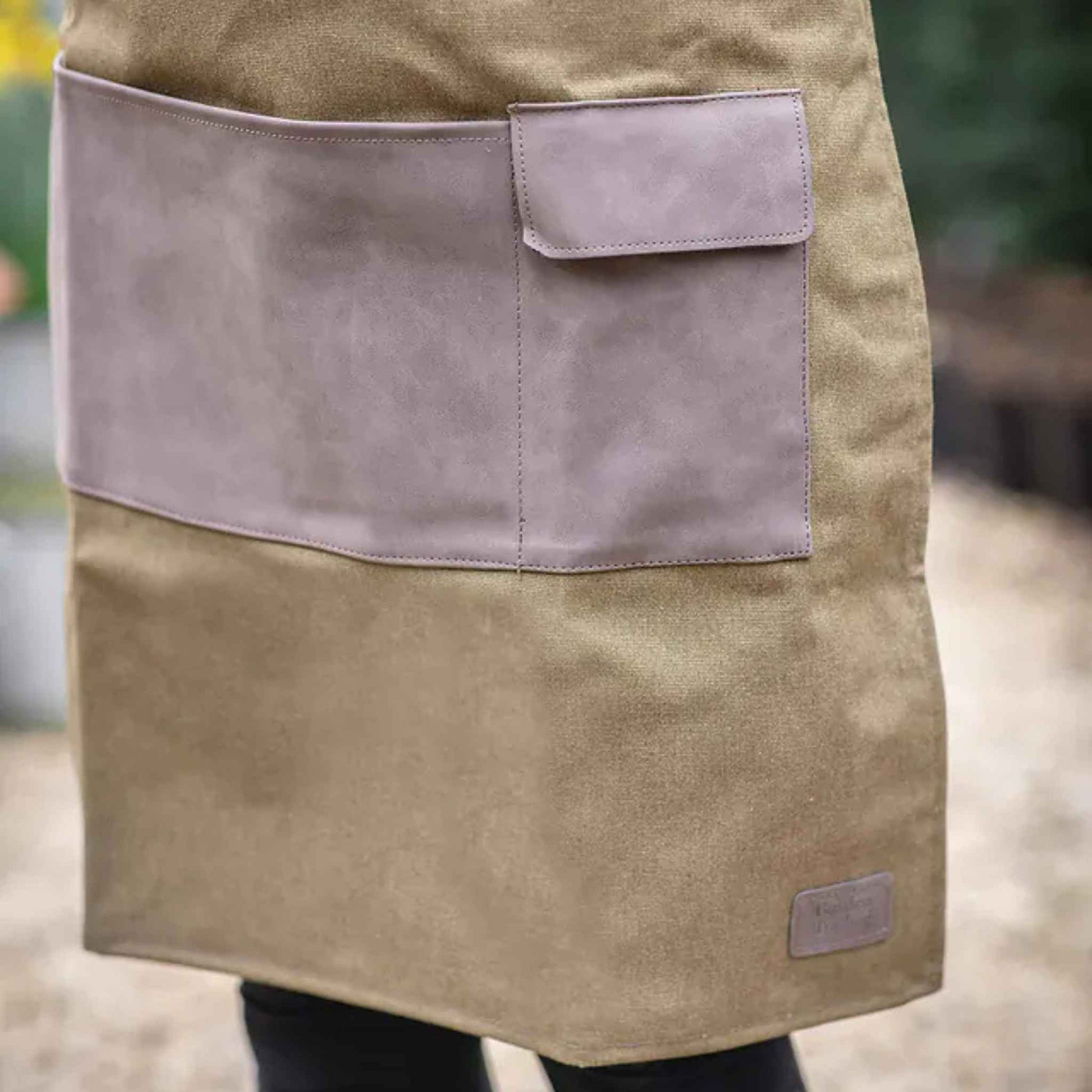 Garden Trading Khaki Canvas Apron Pockets