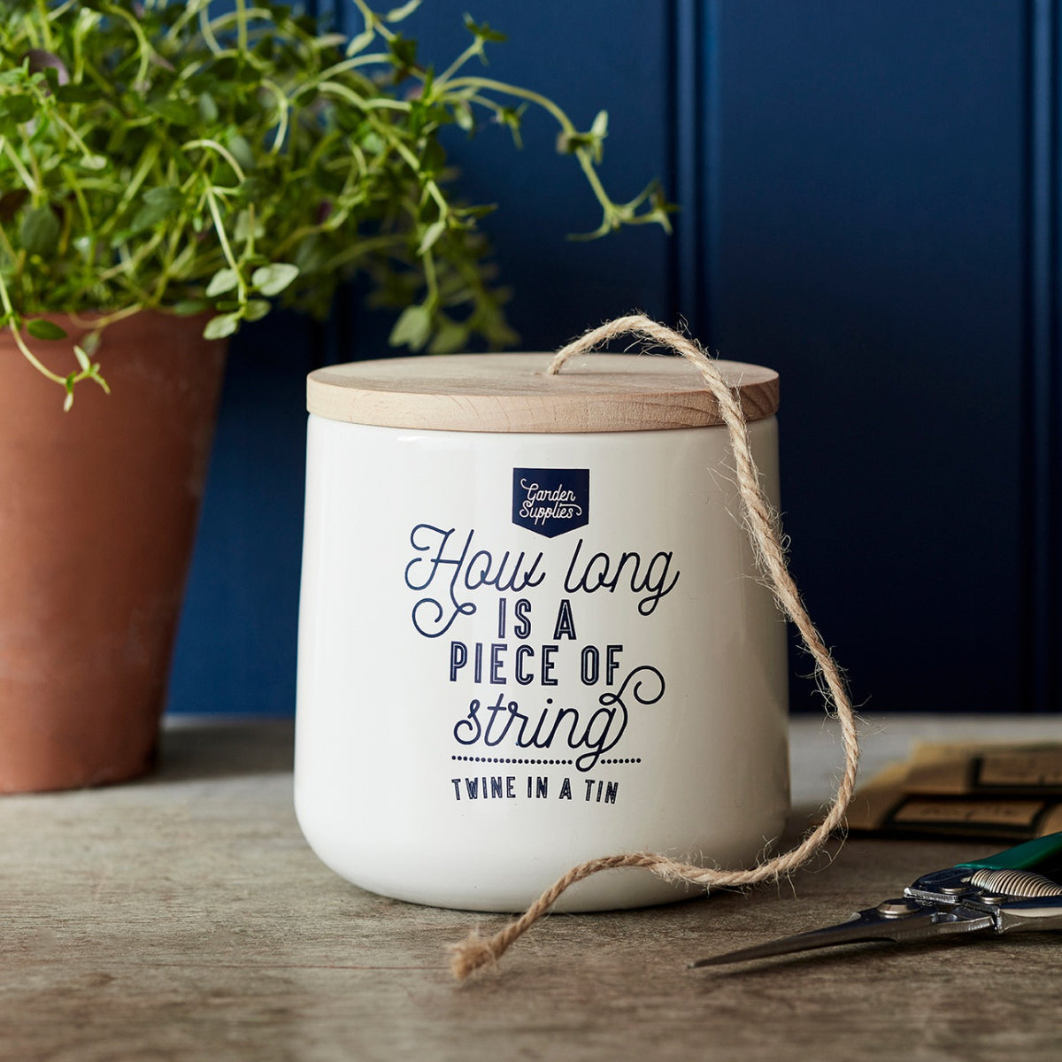 Garden Twine Dispenser