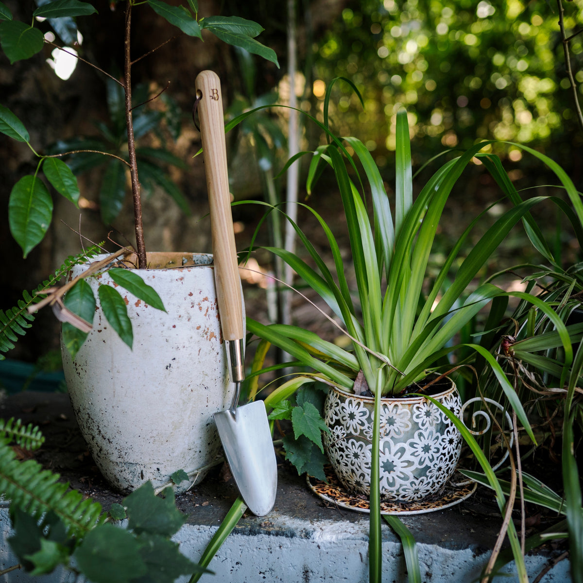 Get Growing Mid-Handled Garden Trowel