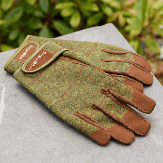 Burgon & Ball 'Dig the Glove' Tweed Men's Gardening Gloves in the Garden