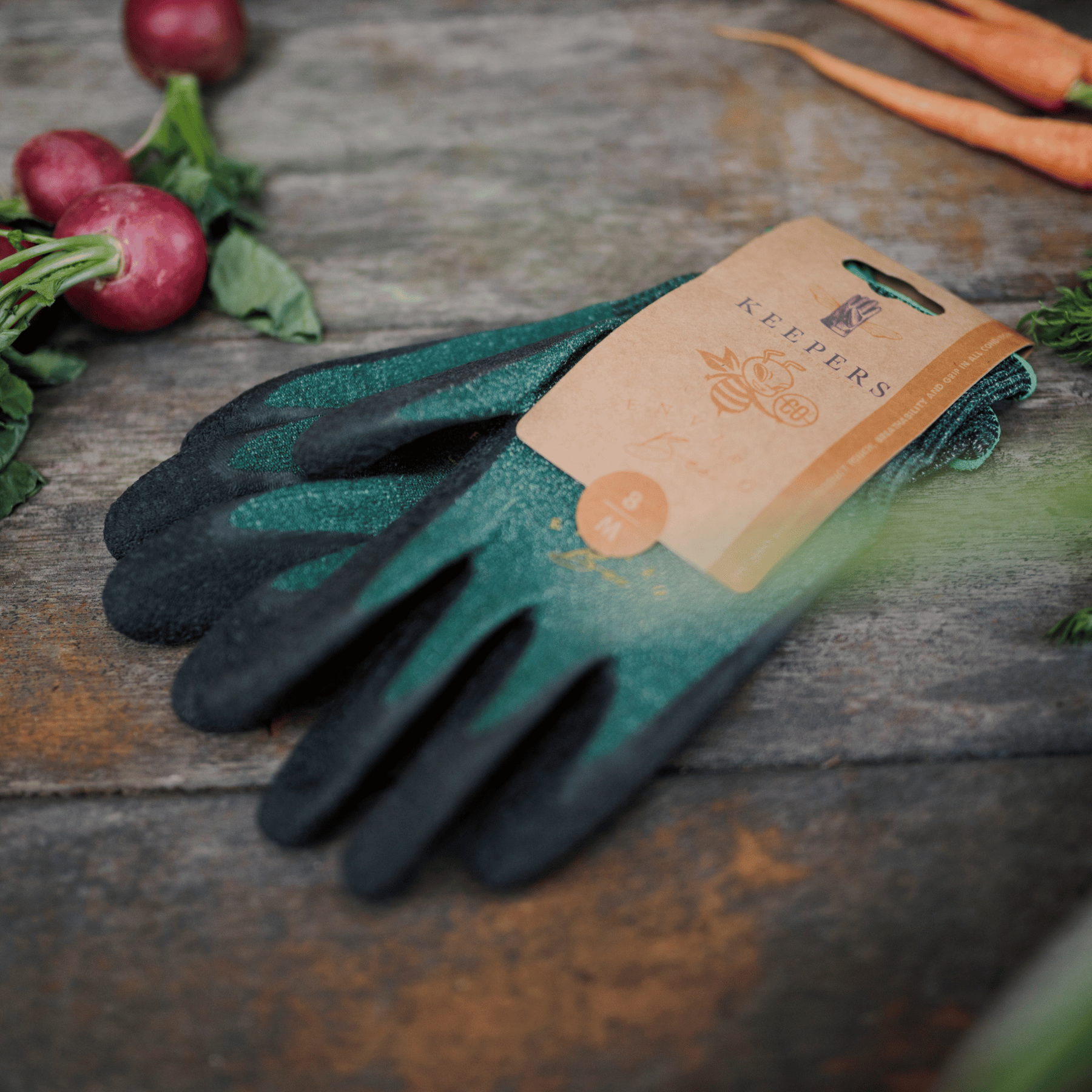 Keepers Enviro Bee Eco carbon-neutral gardening gloves with header card.