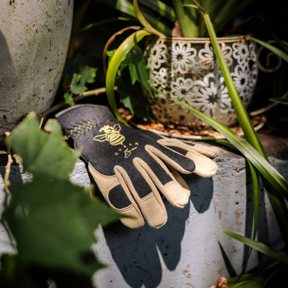 Keepers Queen Bee Gardening Gloves Lifestyle