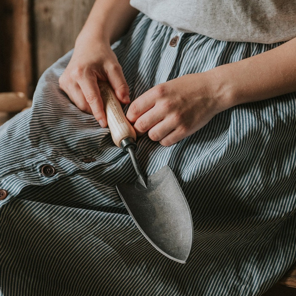 Women Holding Krumpholz Classic Hand Trowel