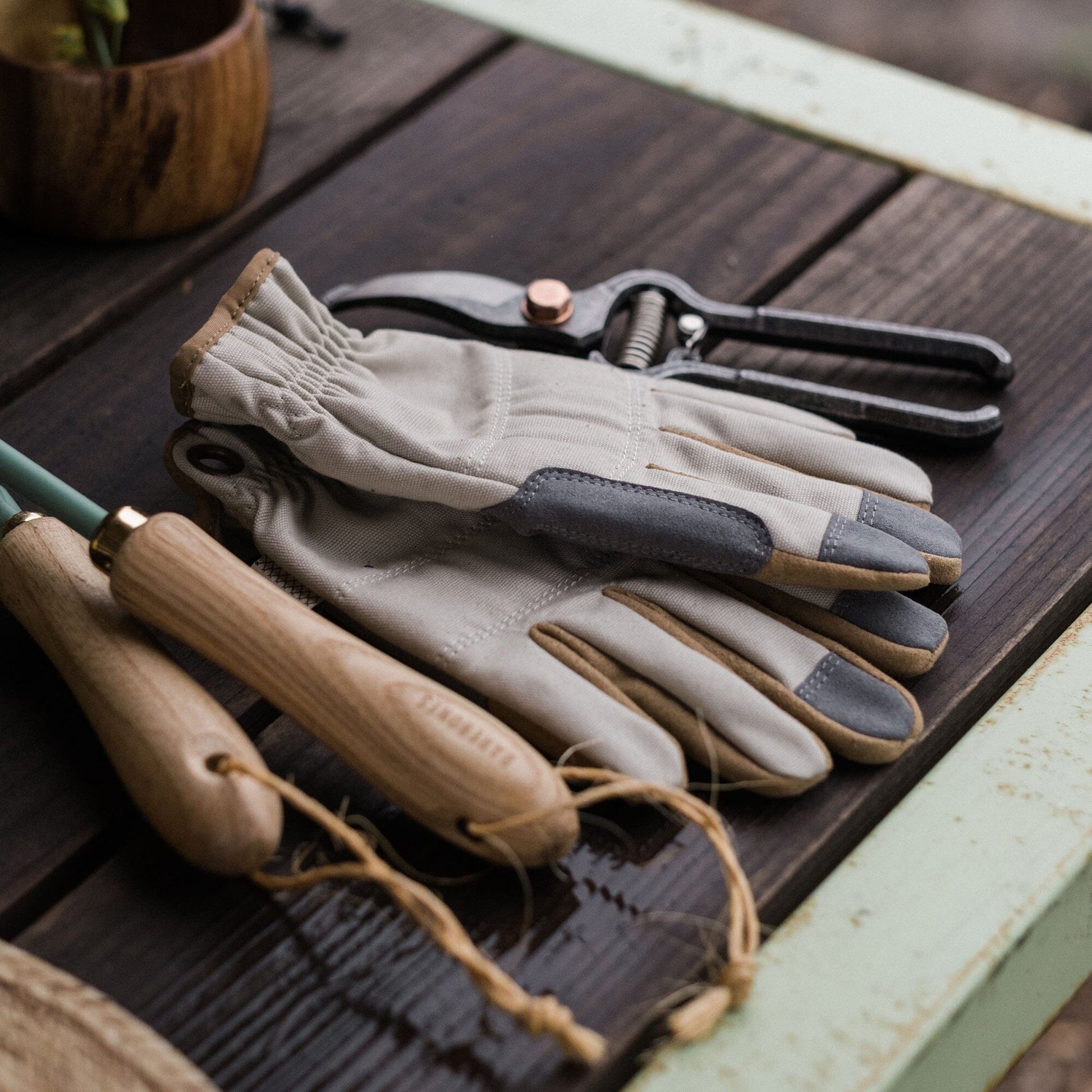 Barebones Leepa Gardening Gloves in Stone with Garden Tools