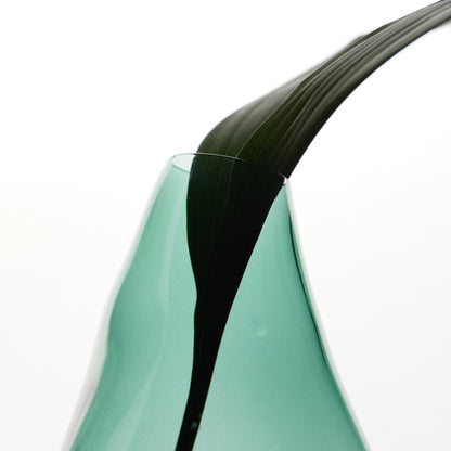 Studio Milligram Juno Vase Close Up
