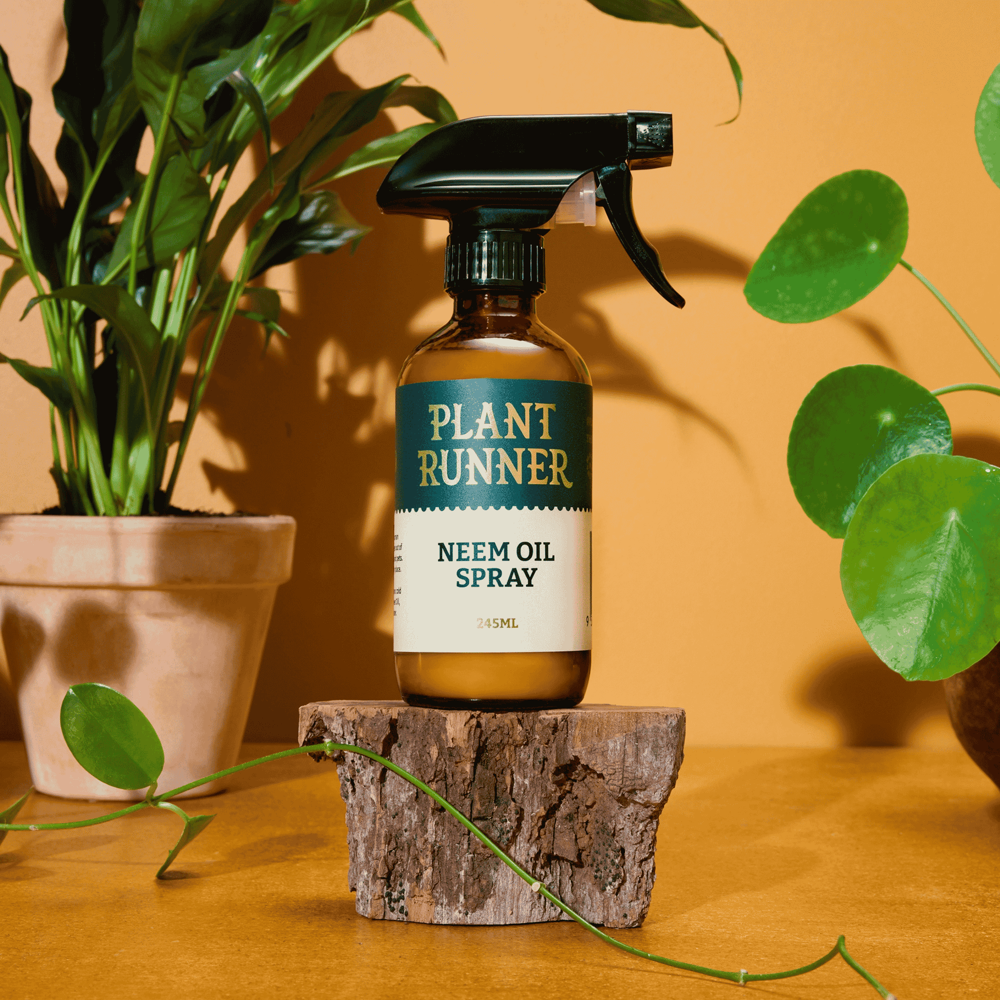 Plant Runner Neem Oil Spray 245ml