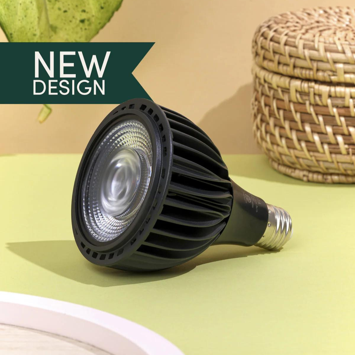 Soltech Solutions Vita LED Grow Light Bulb, Black - New Design