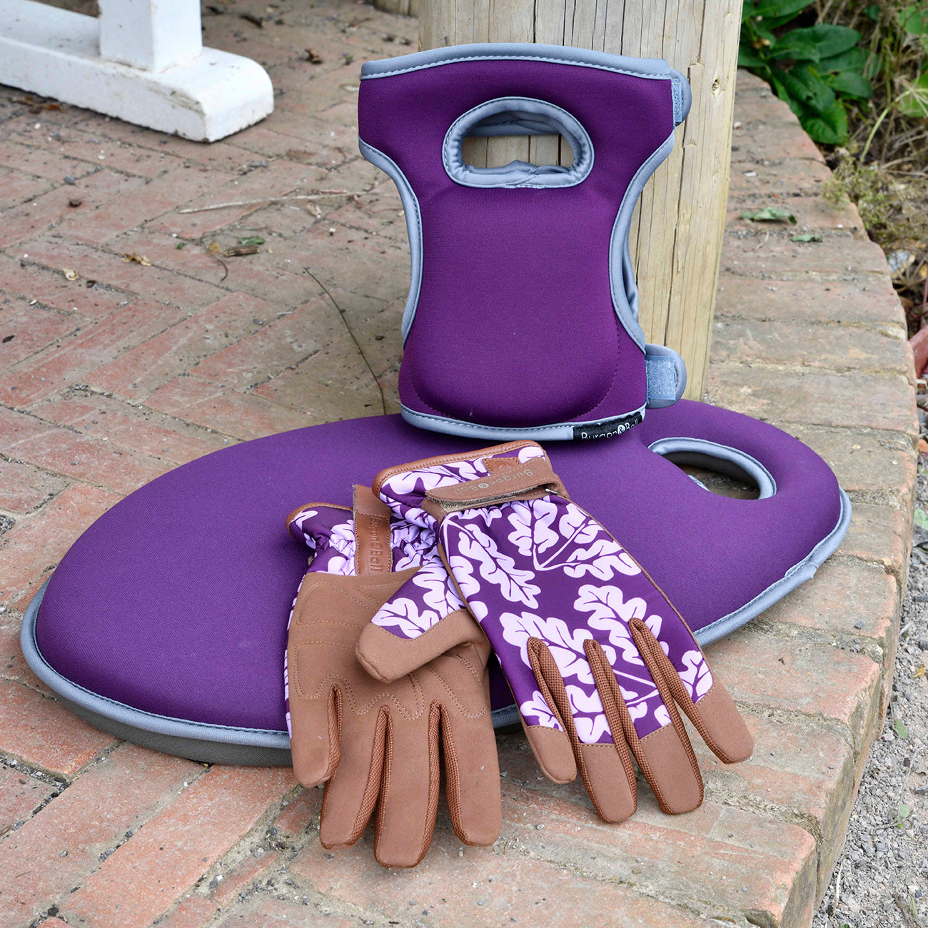 Burgon & Ball Oak Leaf Plum Gardening Gloves, Kneeler & Knee Pads