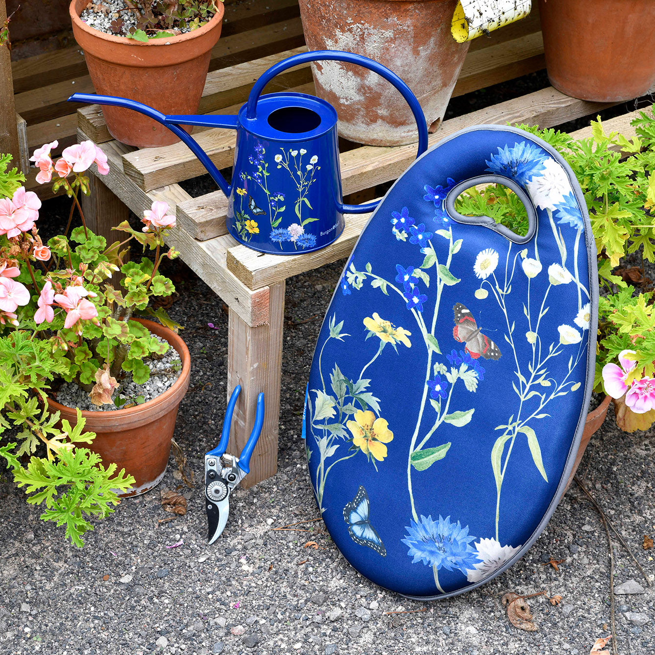 British Meadow Kneeler, Watering Can & Pruner