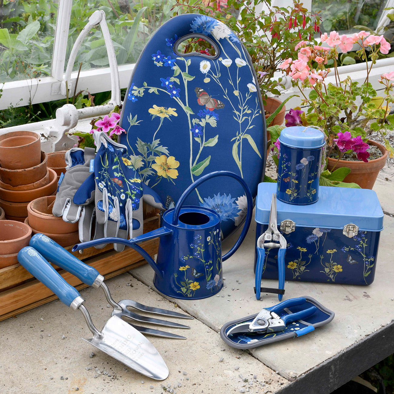 The full RHS Gifts for Gardeners 'British Meadow' collection.