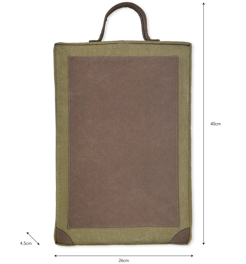 Tending to the garden can be a much more relaxing job with the help of this Garden Kneeler. Crafted from Waterproof Canvas with Khaki tones, the handle, edging and backing are Faux Suede (PU) in a soft brown.